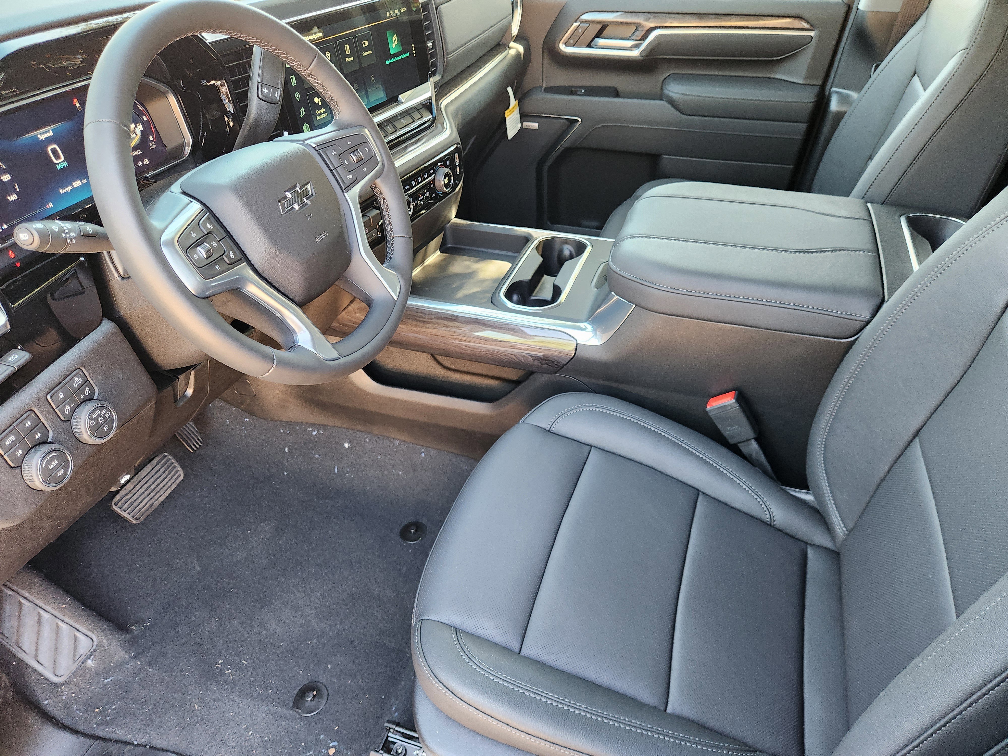 New 2026 Chevrolet Silverado 2500 LTZ image 4