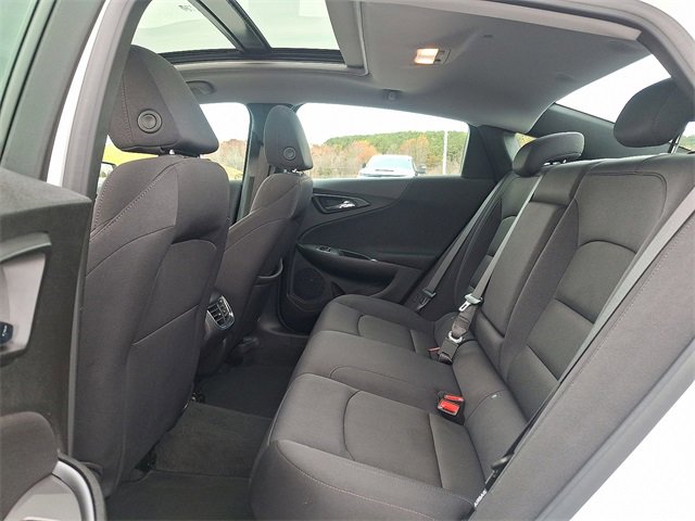 Used 2024 Chevrolet Malibu LT image 10