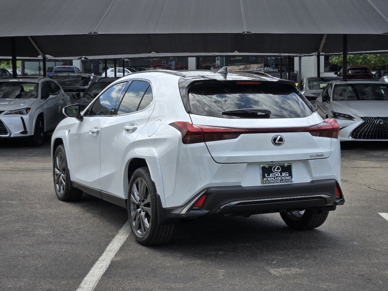 New 2024 Lexus RX 350 F Sport w/ Convenience Package image 3
