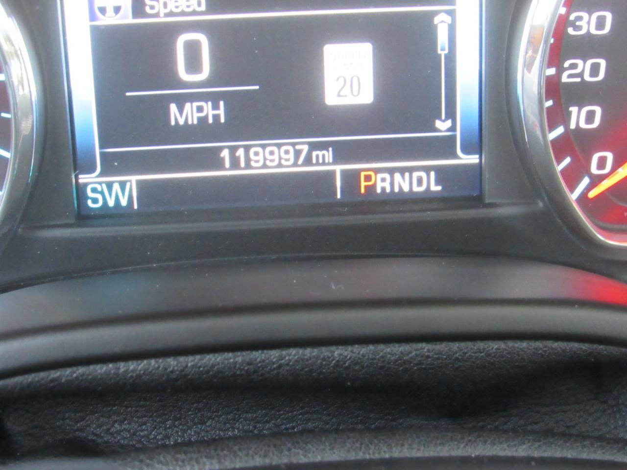 Used 2018 GMC Yukon SLT w/ Open Road Package image 6