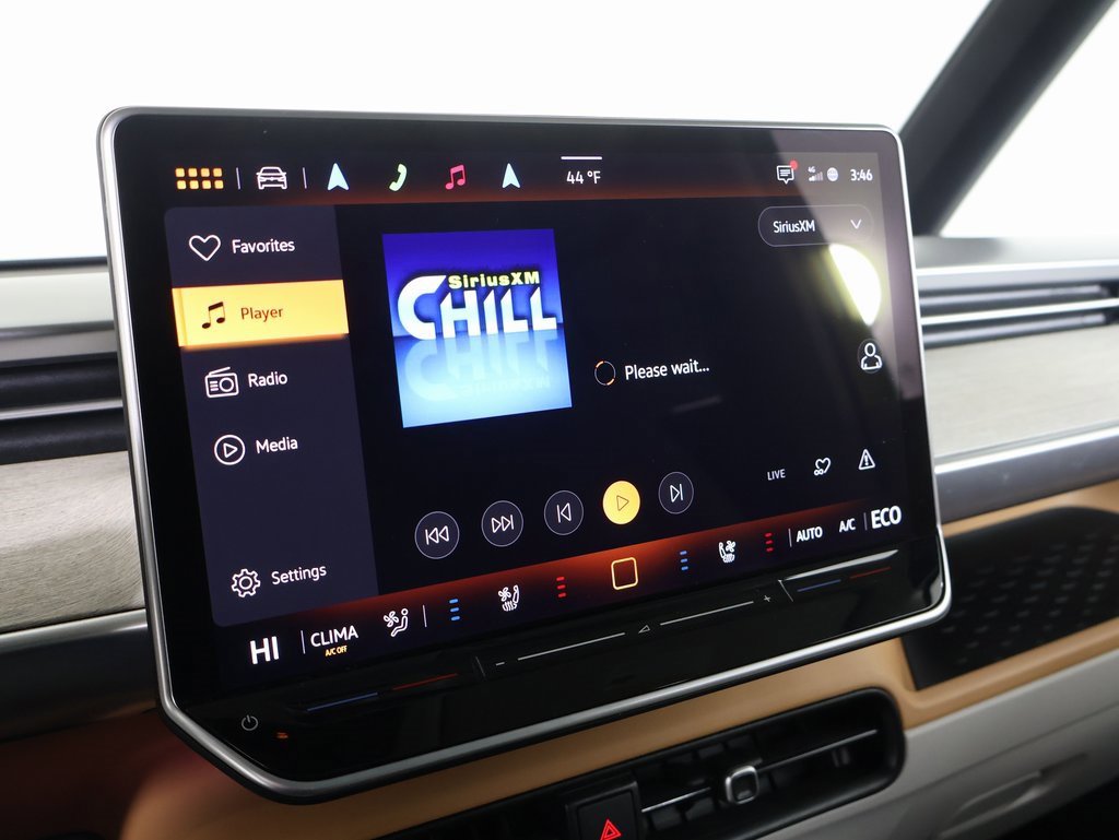 Used 2025 Volkswagen ID. Buzz 1st Edition image 5