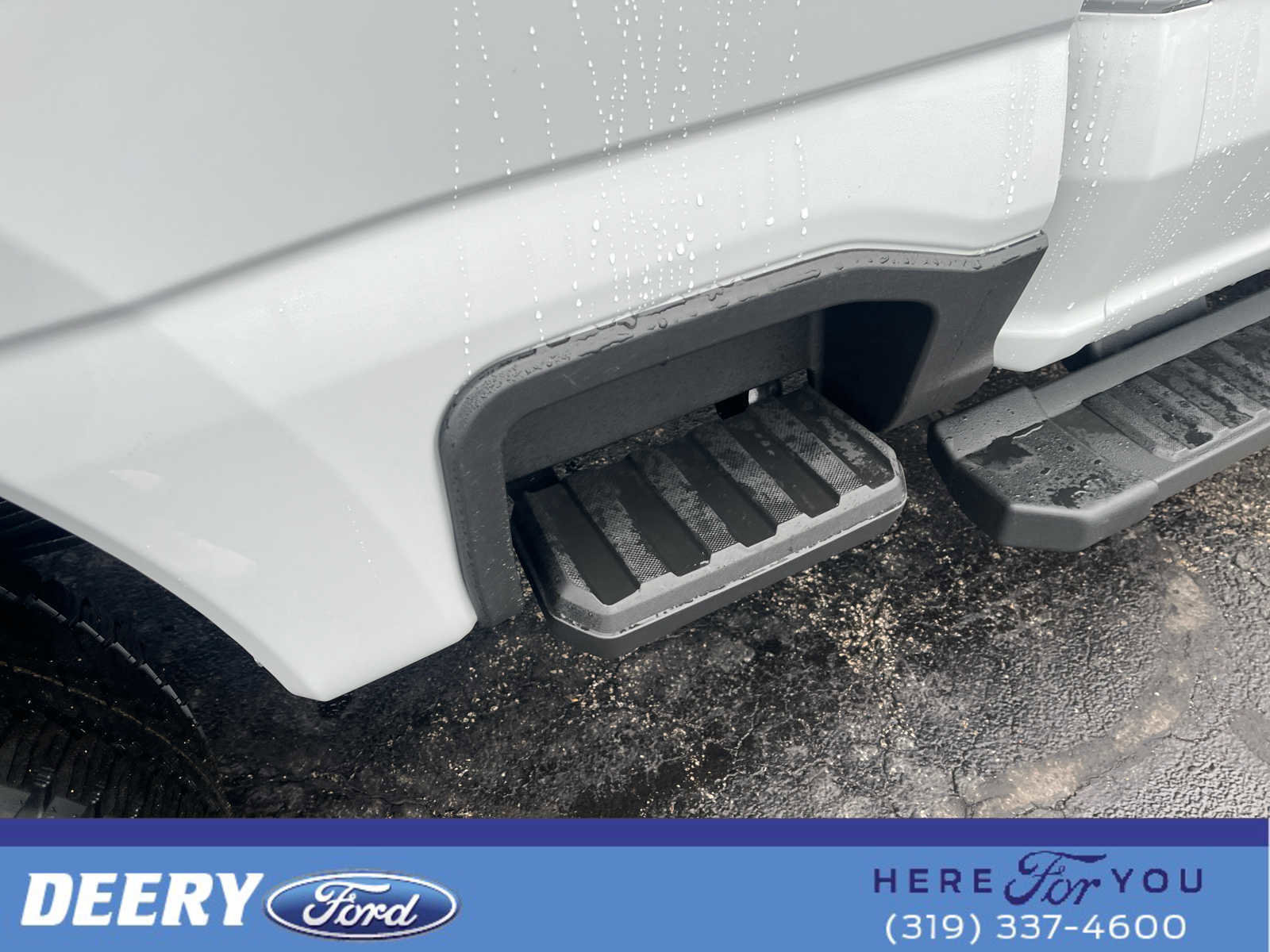 New 2026 Ford F250 Lariat w/ Black Appearance Package image 10