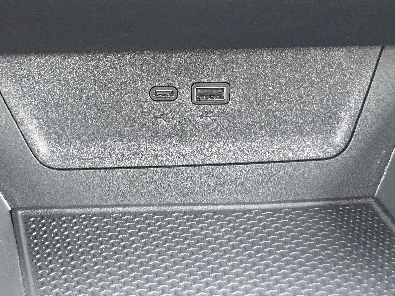 Certified 2026 Chevrolet Equinox LT w/ Convenience Package II FWD image 20