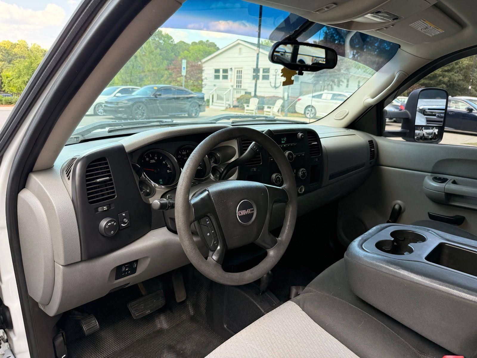 Used 2007 GMC Sierra 3500 W/T AWD/4WD image 14