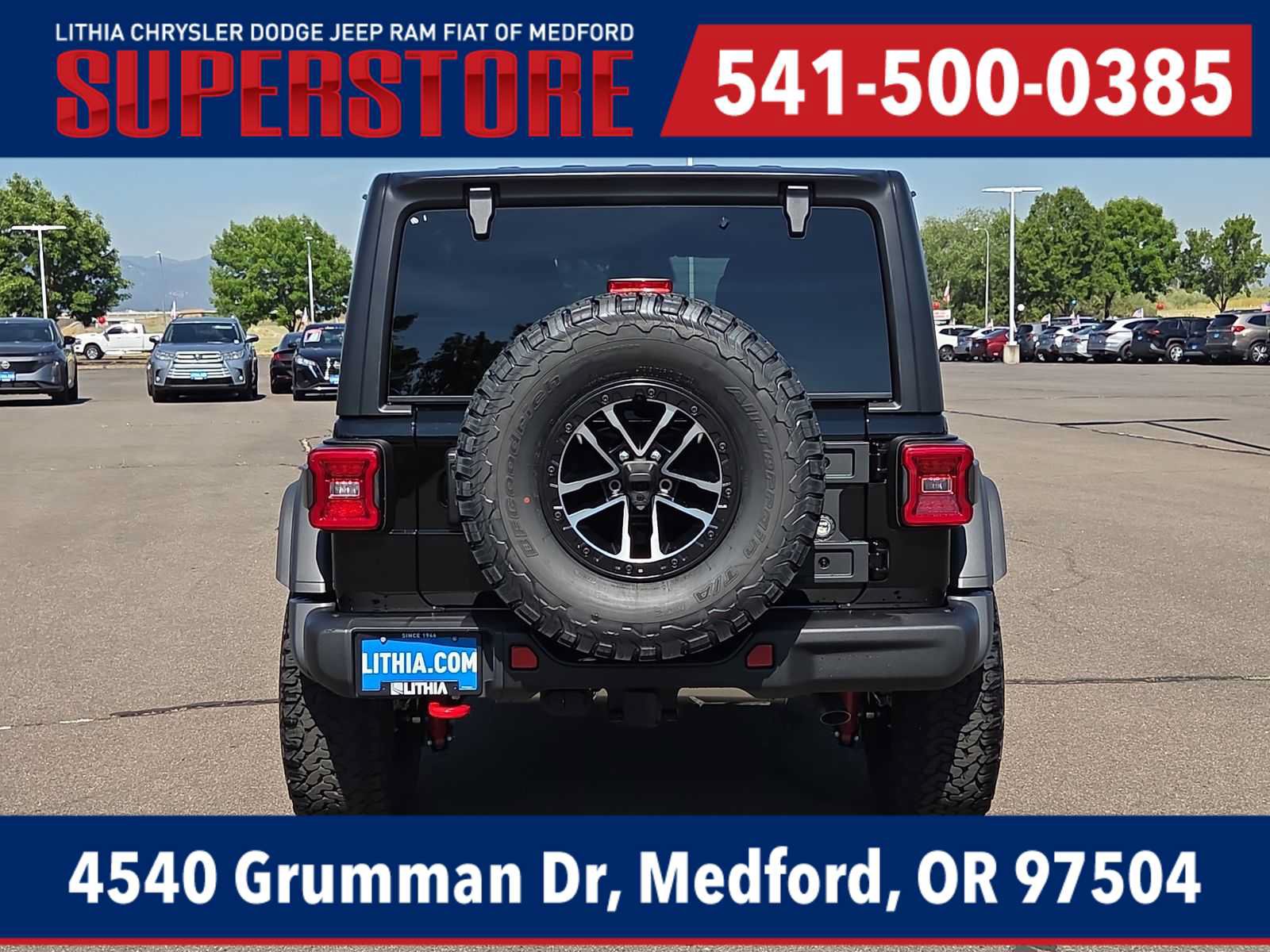 New 2026 Jeep Wrangler Unlimited Rubicon w/ Xtreme 35 Tire Package AWD/4WD image 13