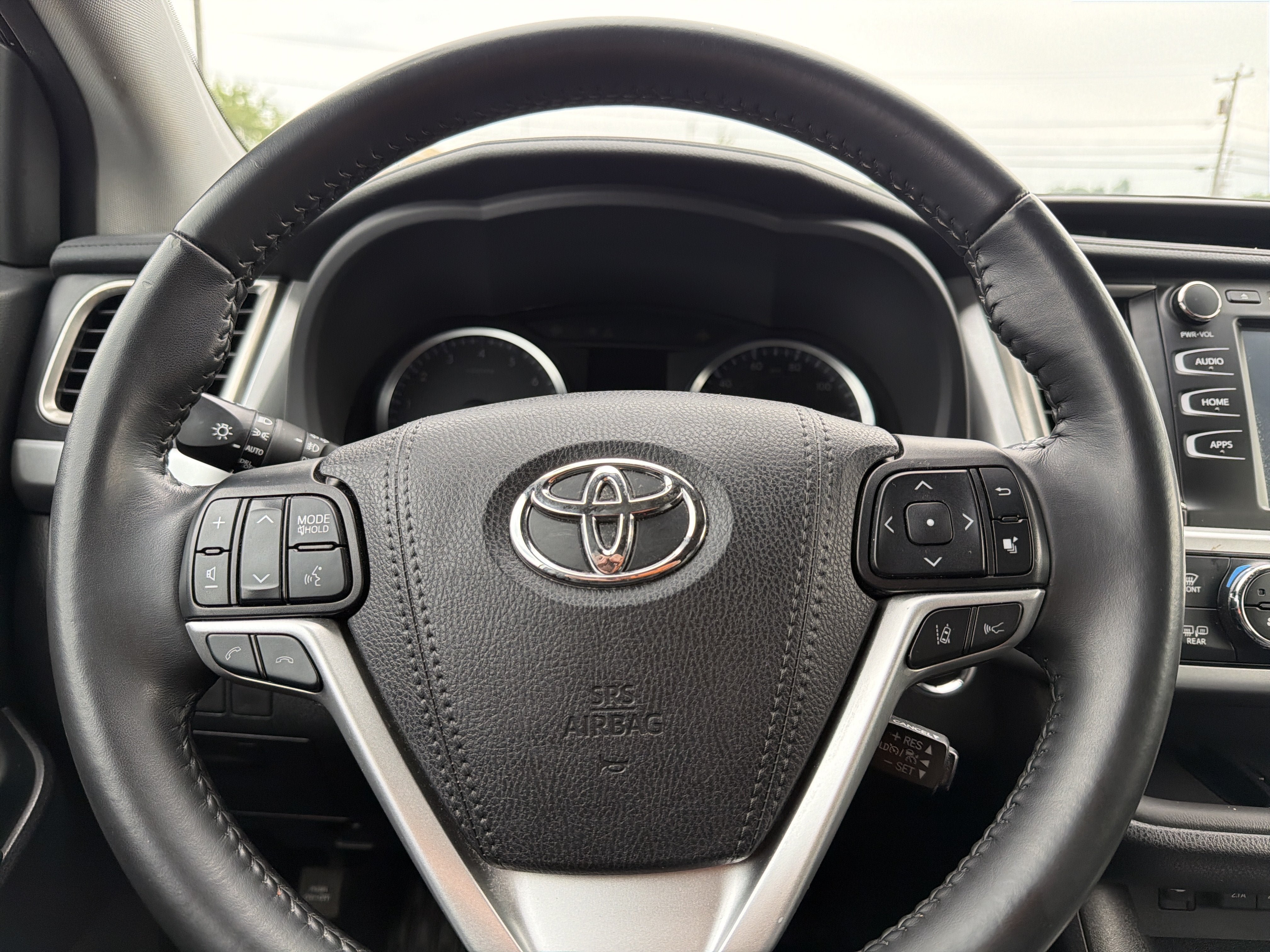 Certified 2019 Toyota Highlander SE AWD/4WD image 14