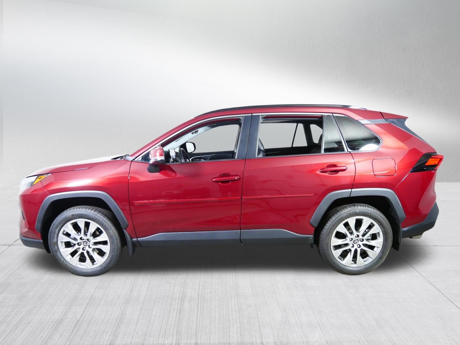 Used 2024 Toyota RAV4 XLE Premium w/ Weather Package AWD/4WD image 4