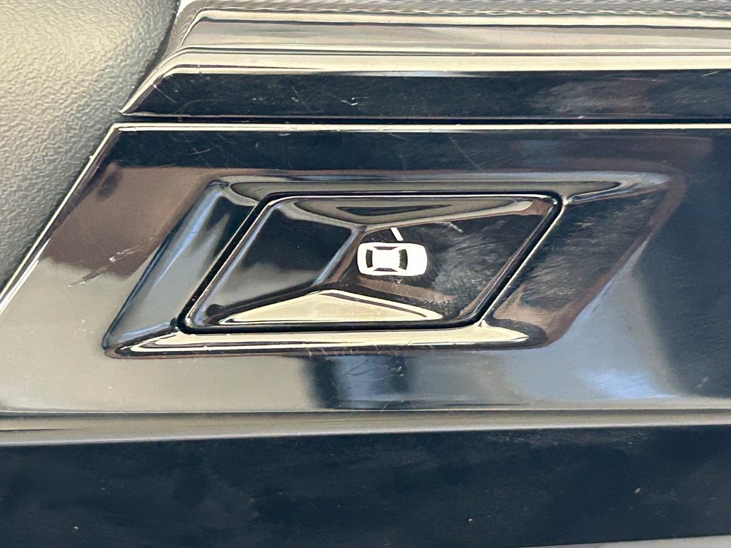 Used 2026 BMW 740i RWD image 41