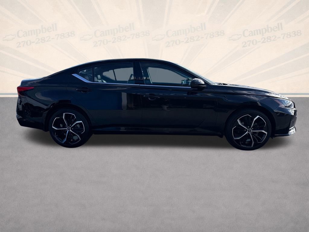 Used 2025 Nissan Altima 2.5 SR image 7