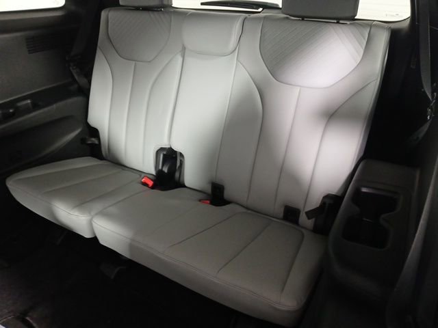 Used 2023 Hyundai Palisade SEL AWD/4WD image 11