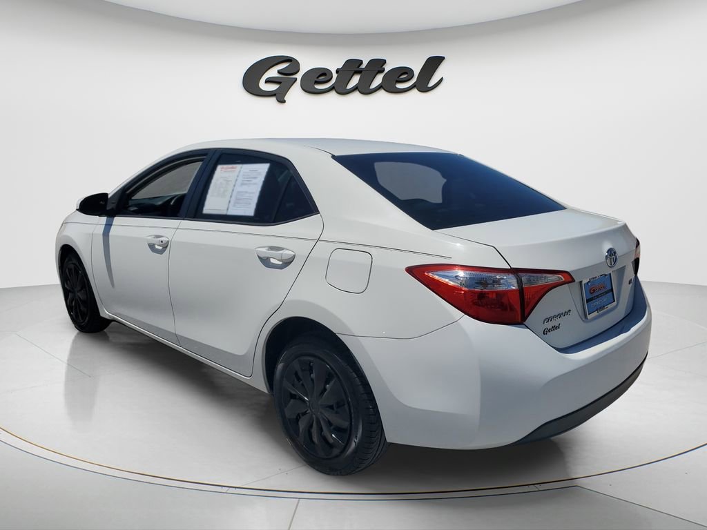 Used 2016 Toyota Corolla LE FWD image 11