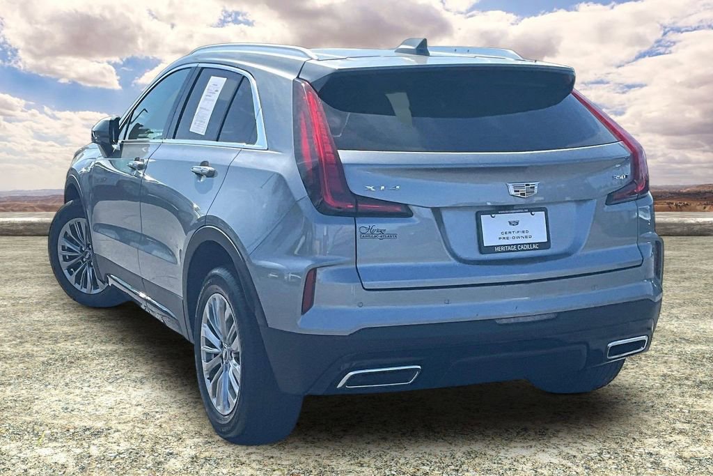 Certified 2025 Cadillac XT4 Premium Luxury image 4