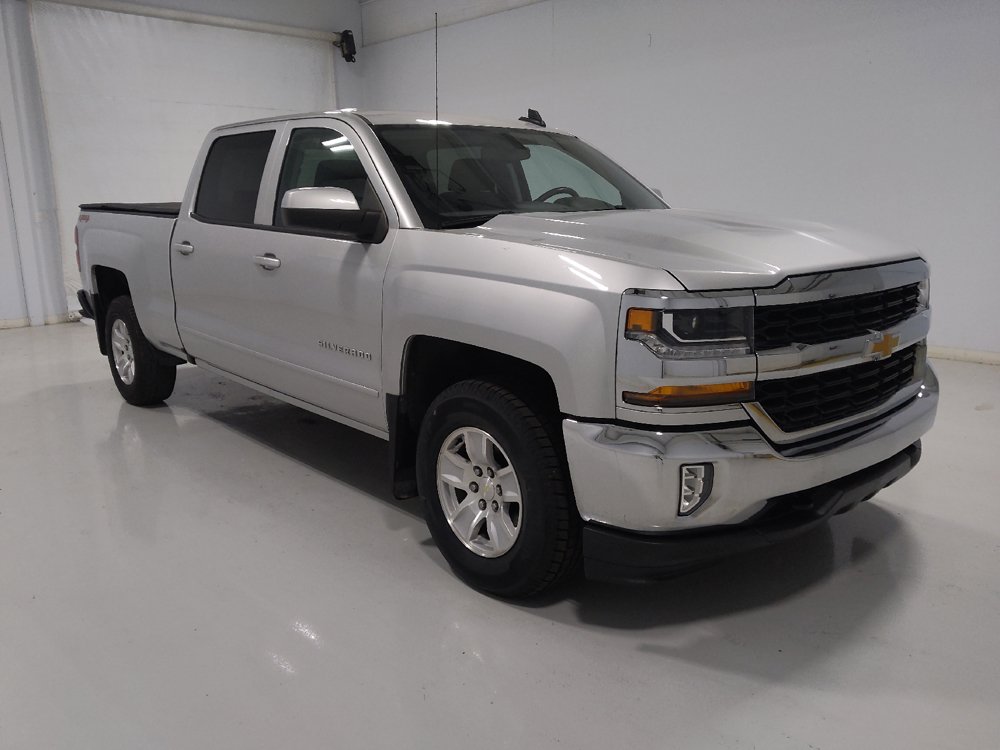 Used 2018 Chevrolet Silverado 1500 LT w/ All Star Edition AWD/4WD image 13