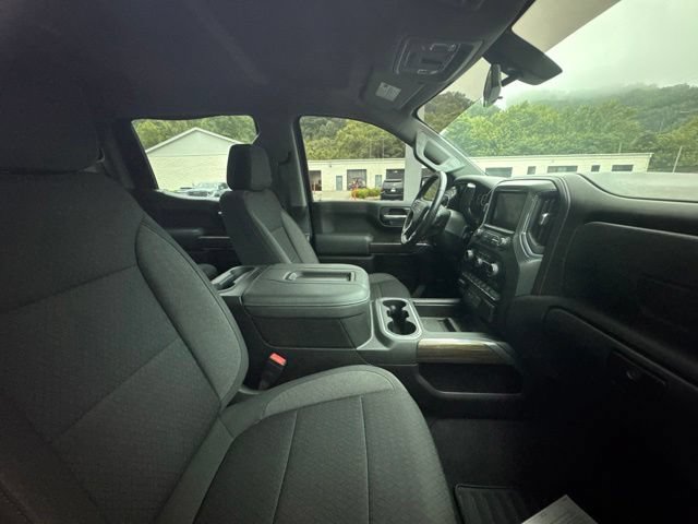 Used 2021 Chevrolet Silverado 1500 RST w/ Convenience Package II AWD/4WD image 9