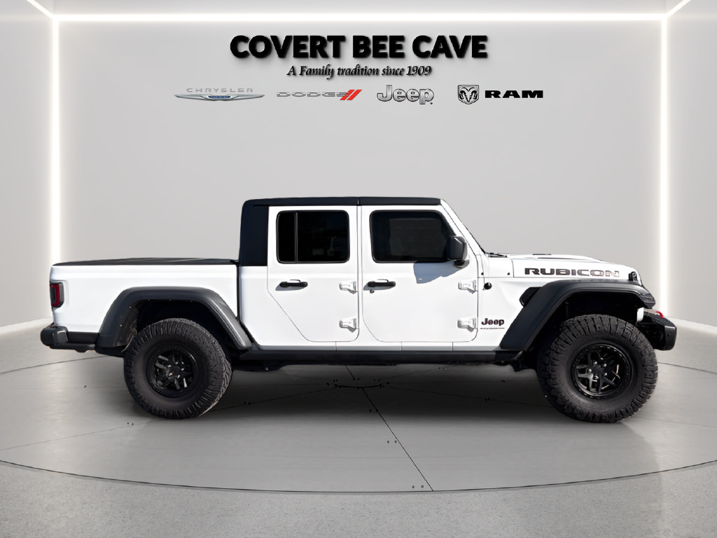 Used 2023 Jeep Gladiator Rubicon w/ Cold Weather Group AWD/4WD image 11