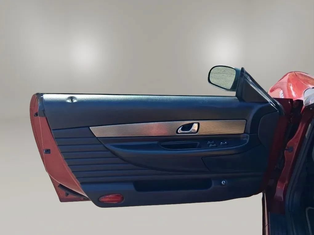 Used 2004 Ford Thunderbird RWD image 19