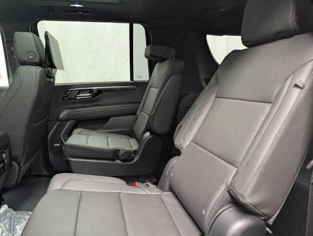 New 2027 Chevrolet Suburban Z71 w/ Z71 Off-Road Package AWD/4WD image 13