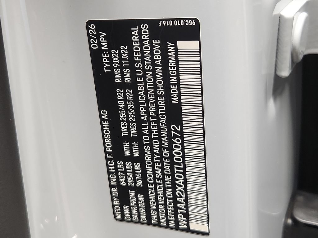 New 2026 Porsche Macan 4 Electric AWD/4WD image 25