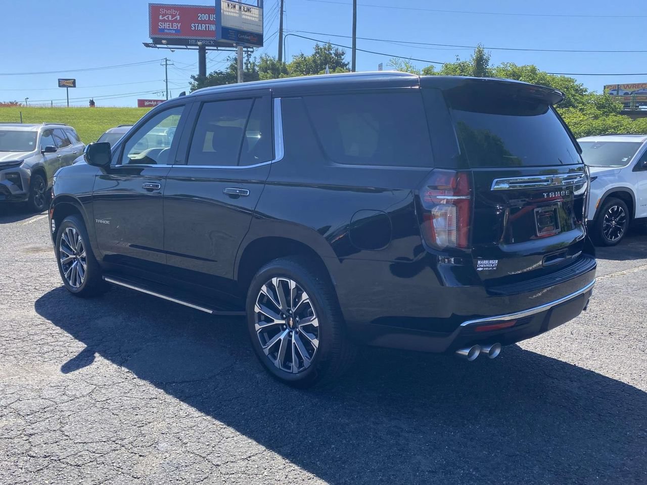 Used 2023 Chevrolet Tahoe Premier RWD image 4