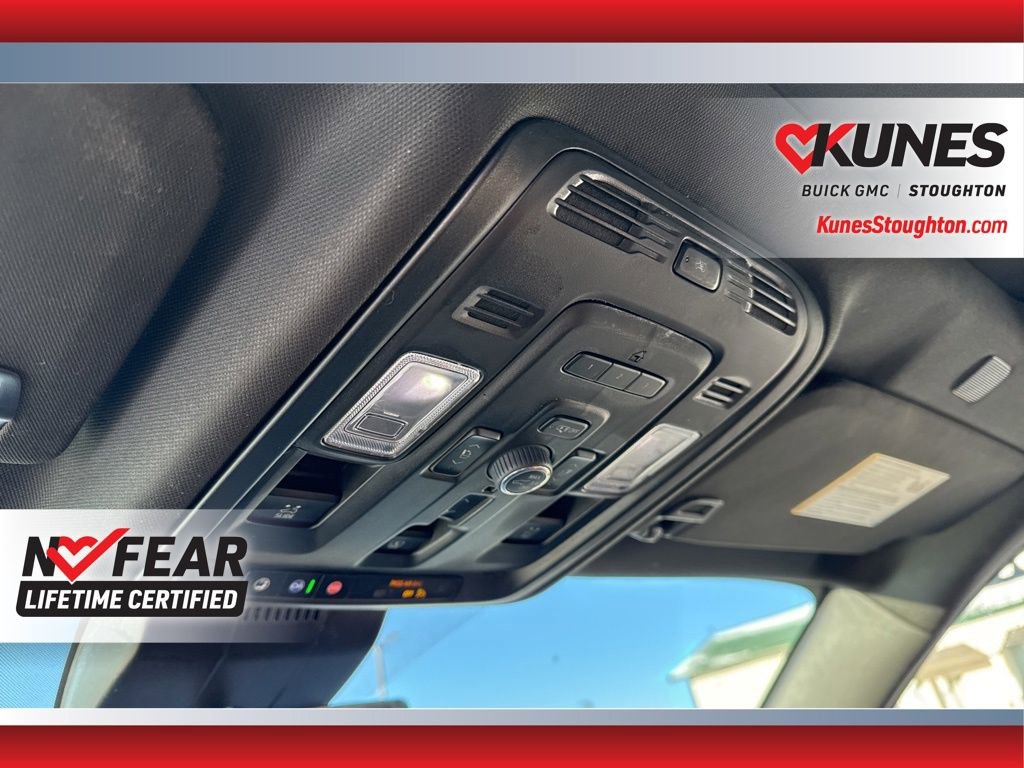 Used 2024 GMC Yukon XL Denali Ultimate AWD/4WD image 32