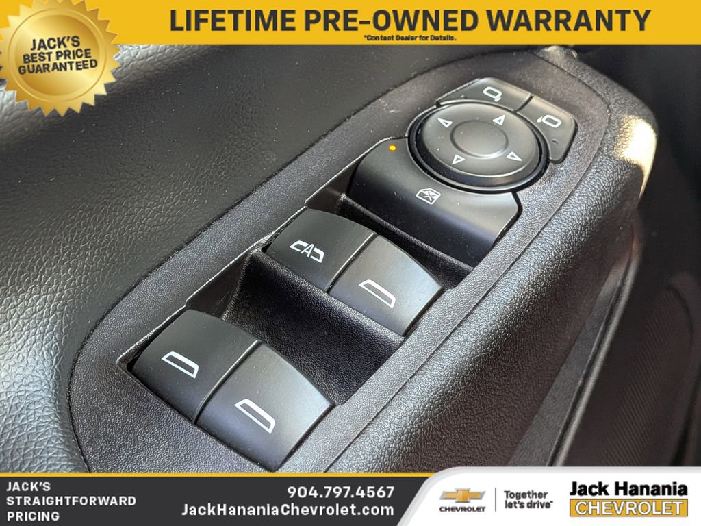 Used 2018 Chevrolet Equinox LT FWD image 22