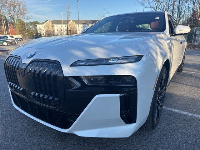 Certified 2023 BMW 760i xDrive w/ Executive Package image 8