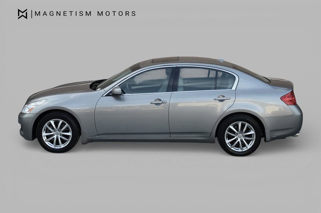 Used 2008 INFINITI G35 x Sedan w/ Premium Pkg image 2