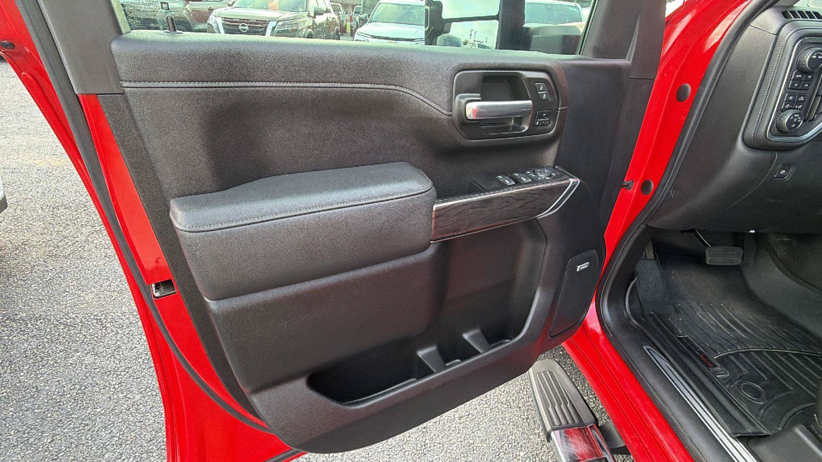 Used 2021 Chevrolet Silverado 3500 LTZ w/ LTZ Plus Package AWD/4WD image 15