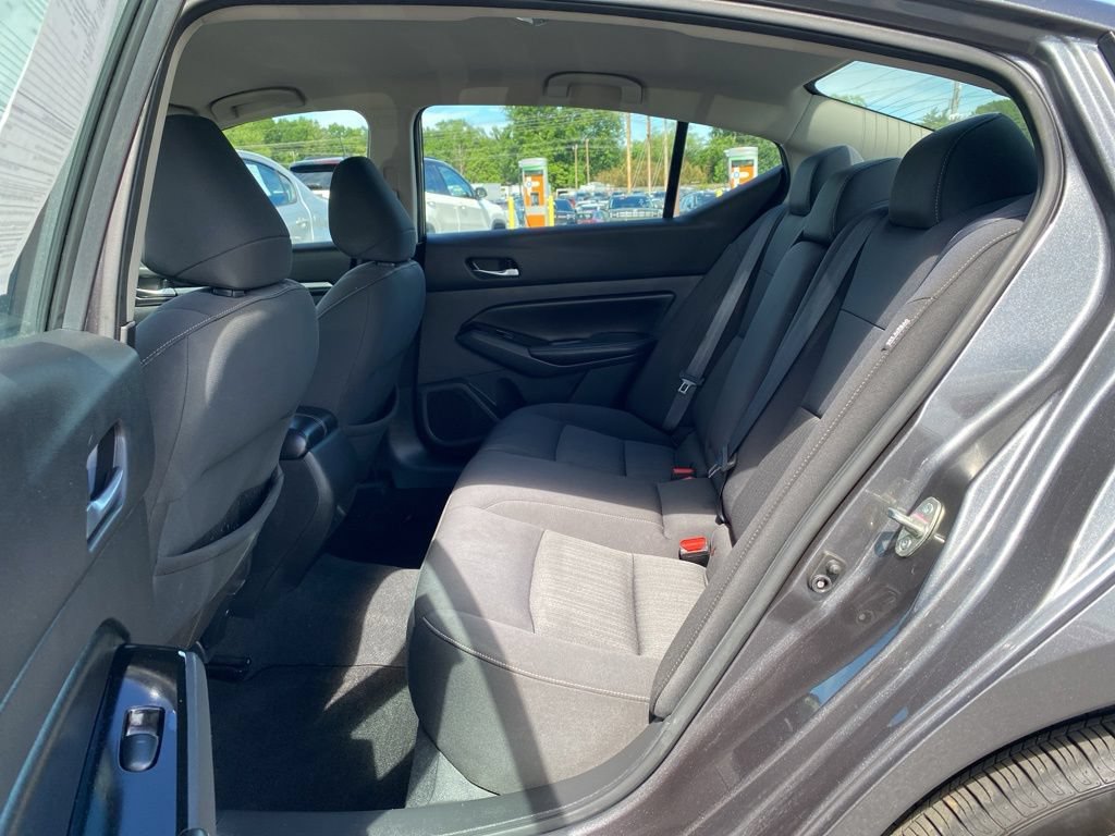 Used 2021 Nissan Altima 2.5 SV AWD/4WD image 14