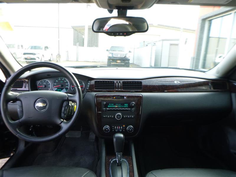 Used 2014 Chevrolet Impala LTZ FWD image 9
