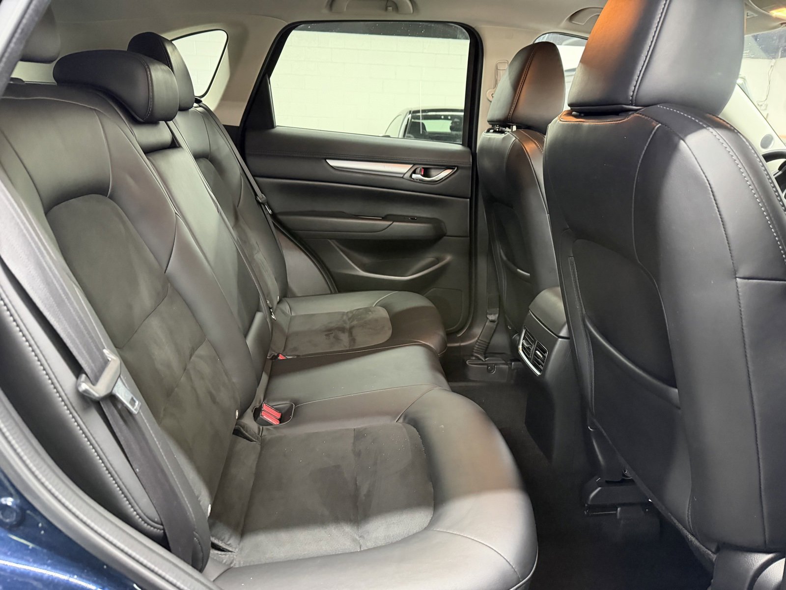 Used 2019 MAZDA CX-5 Touring image 22