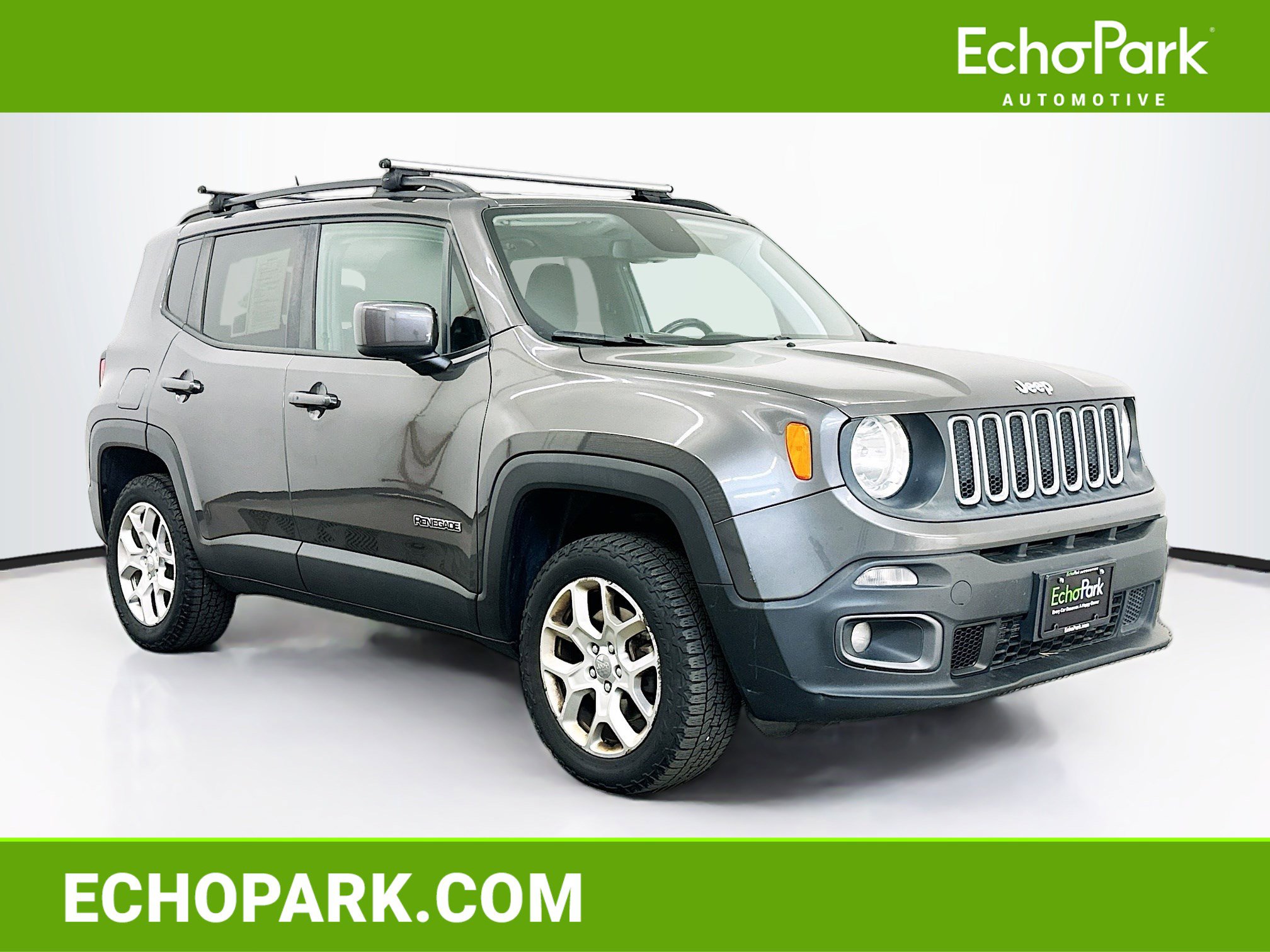 Used 2018 Jeep Renegade Latitude w/ UConnect 8.4 Nav Group AWD/4WD image 1