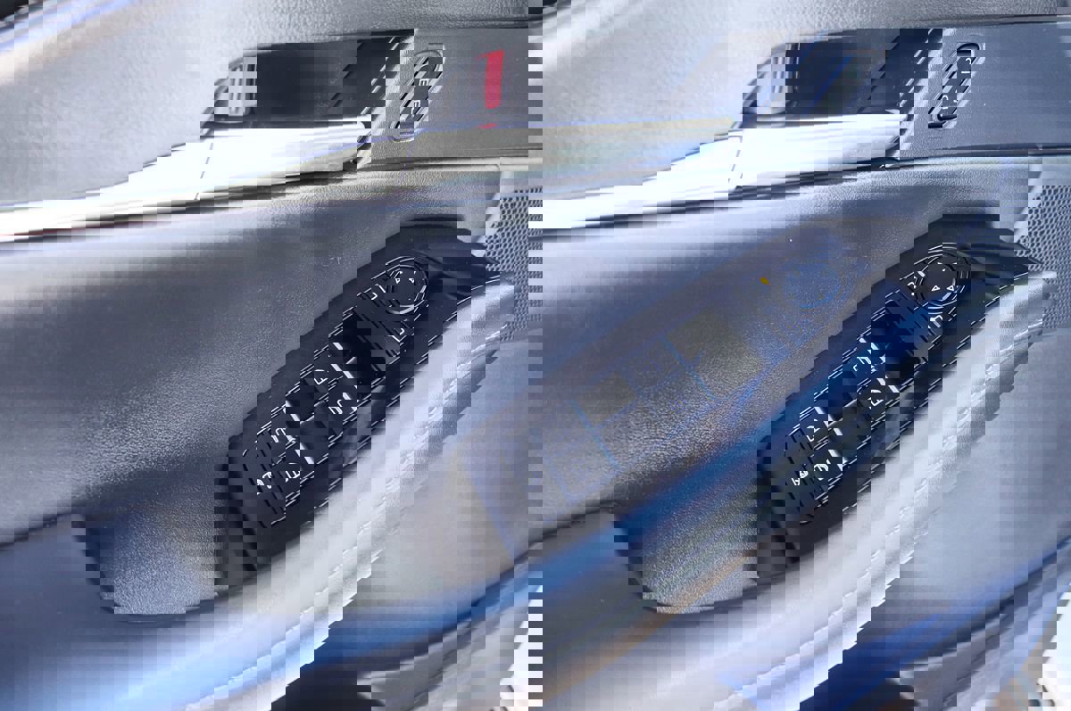 Used 2025 MAZDA CX-30 AWD 2.5 S w/ Preferred Package image 38