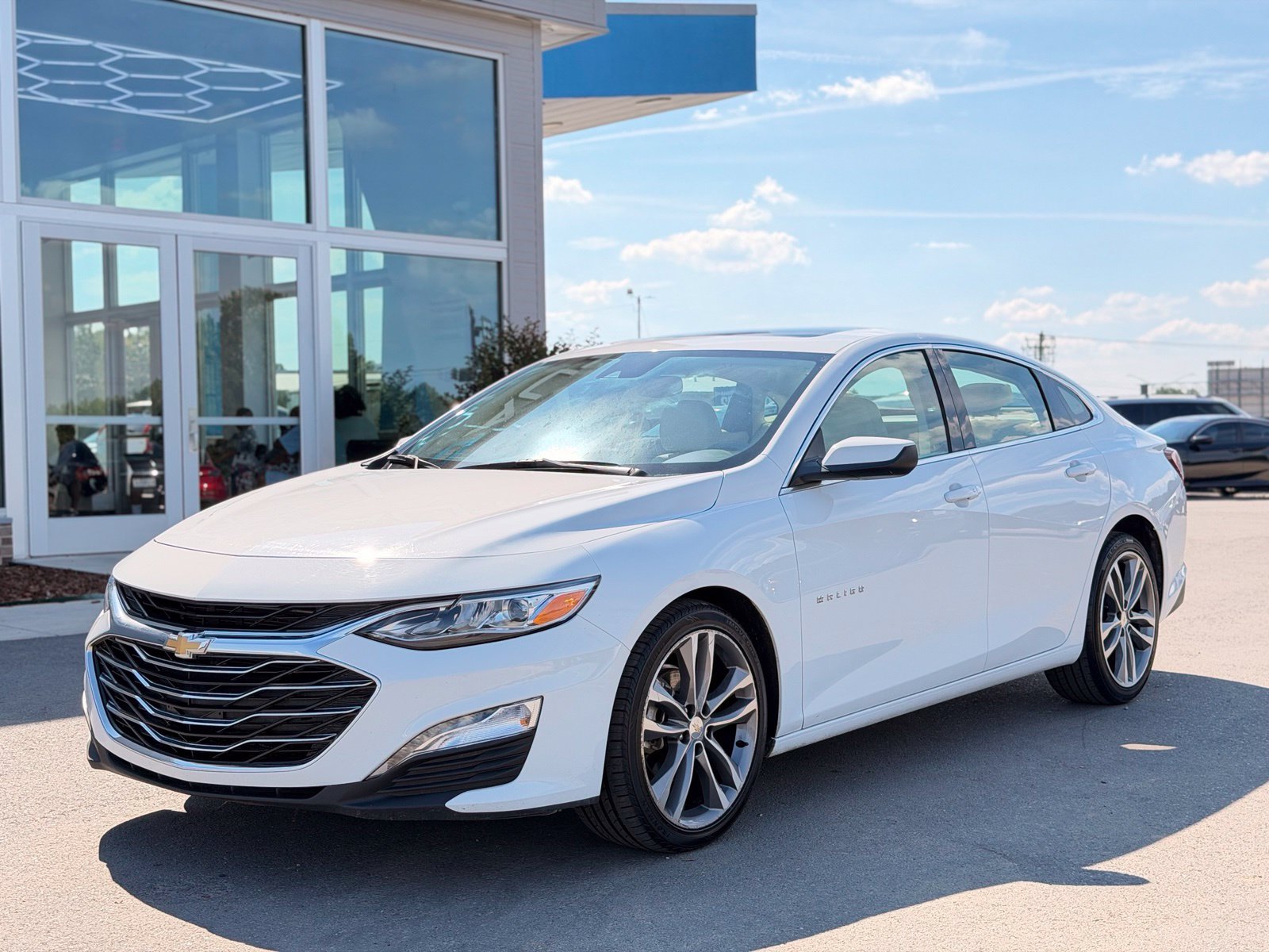 Used 2024 Chevrolet Malibu LT FWD image 10