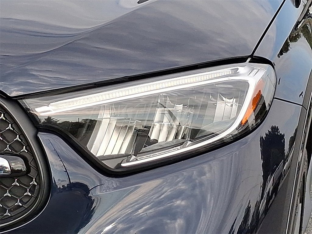 Used 2023 Mercedes-Benz GLC 300 4MATIC image 10