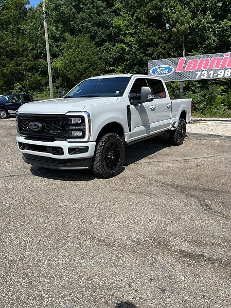 Used 2026 Ford F250 XLT w/ XLT Premium Package AWD/4WD image 3