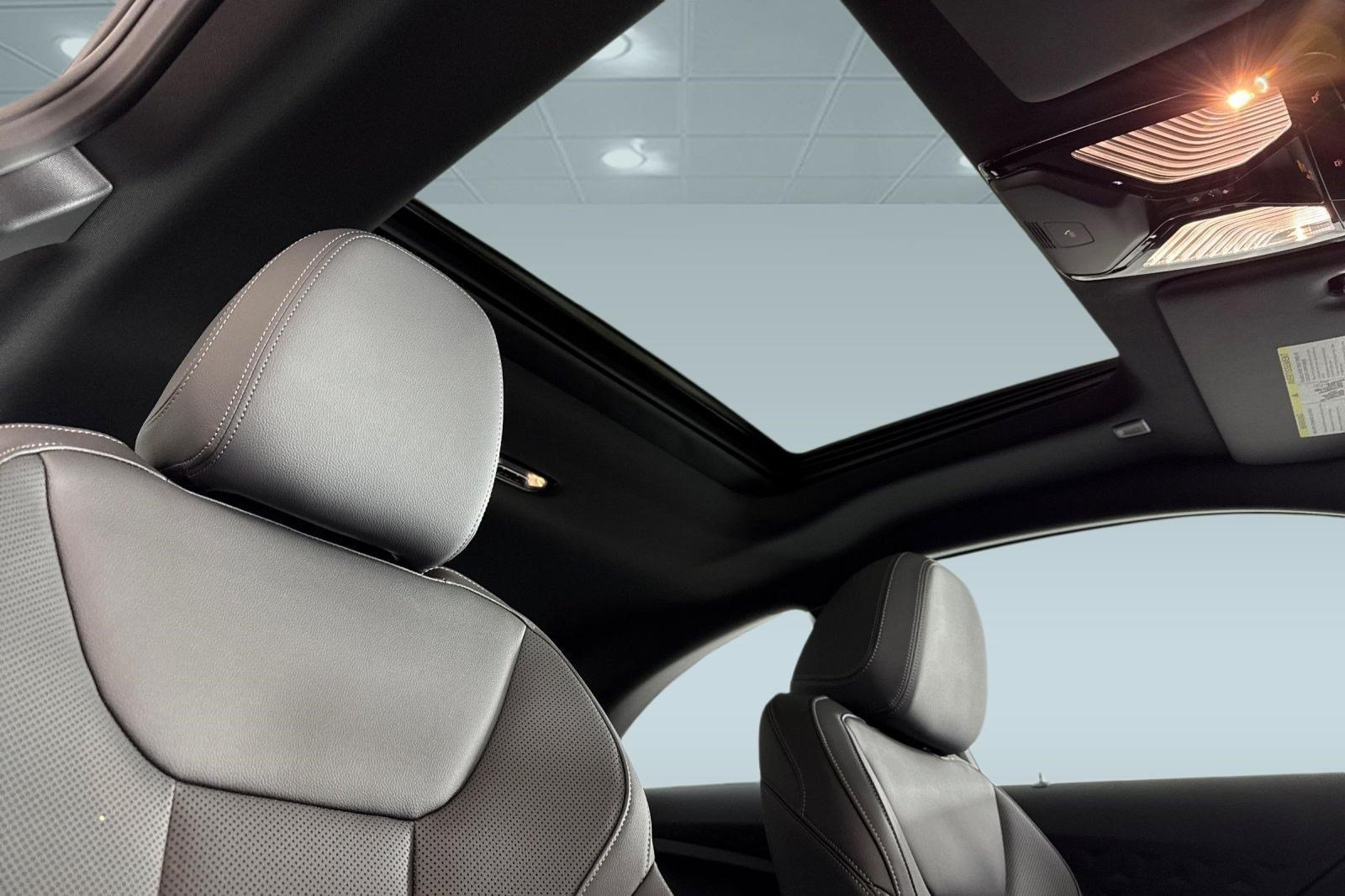 New 2026 BMW 230i Coupe w/ Premium Package RWD image 23