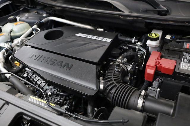 Used 2023 Nissan Rogue SV image 9