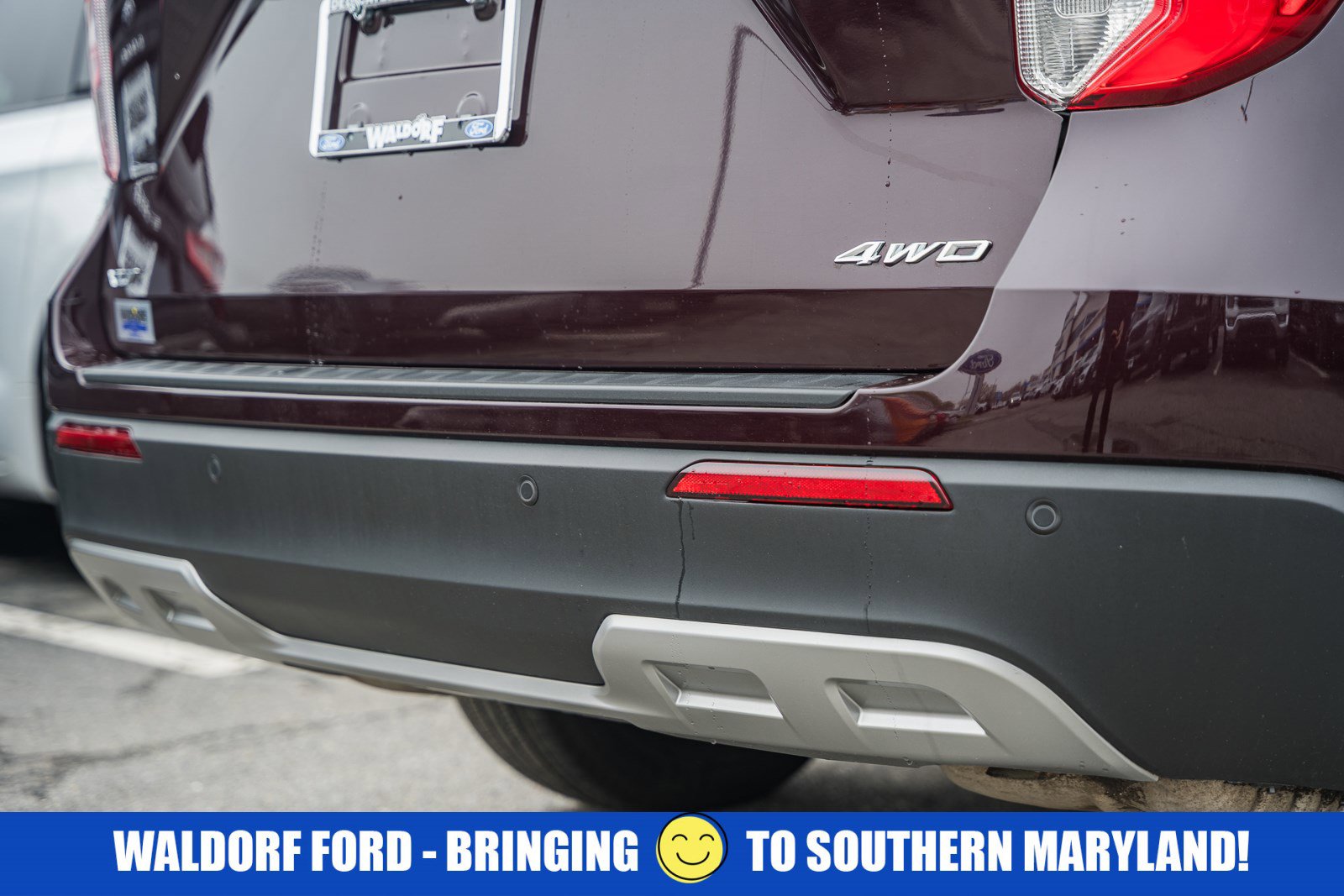 Used 2023 Ford Explorer XLT w/ Equipment Group 202A image 18