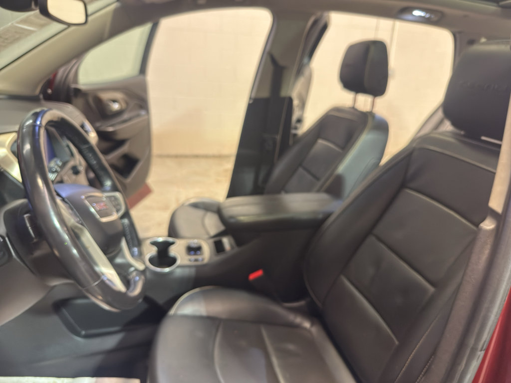 Used 2019 GMC Terrain Denali w/ Driver Alert Package II image 14