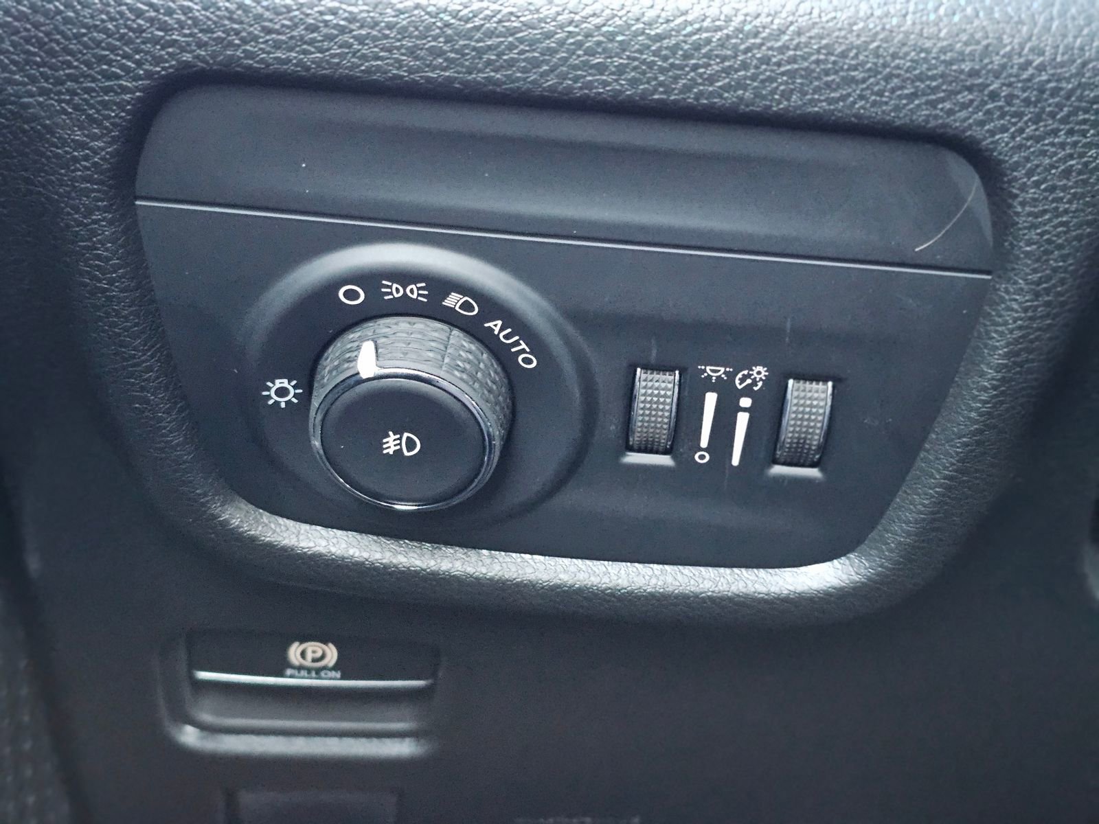 New 2026 Jeep Grand Cherokee L Limited image 17