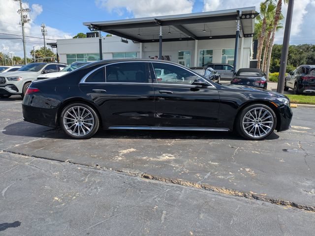 Used 2024 Mercedes-Benz S 580e 4MATIC Sedan image 4