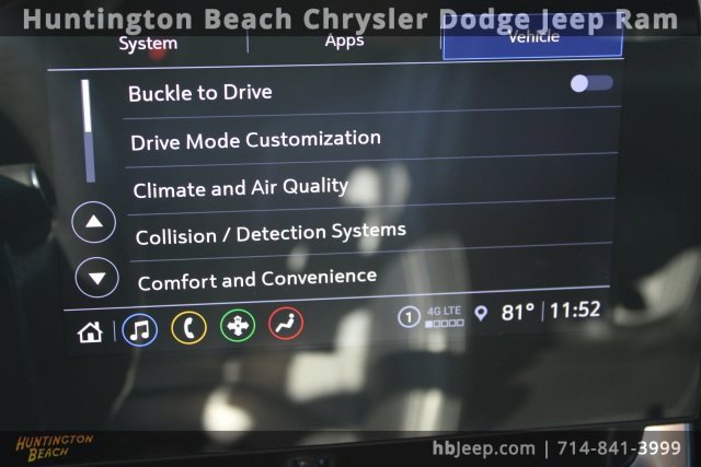 Used 2023 Chevrolet Corvette Stingray Convertible w/ Z51 Performance Package image 28