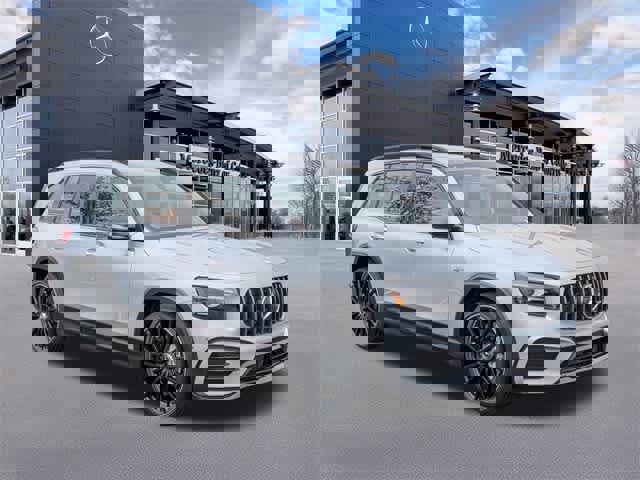 New 2026 Mercedes-Benz GLB 35 AMG 4MATIC image 2