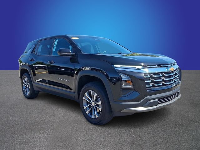 Used 2026 Chevrolet Equinox LT FWD image 2