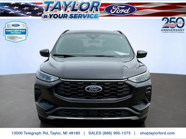 Certified 2024 Ford Escape ST-Line w/ Tech Pack #1 AWD/4WD image 3