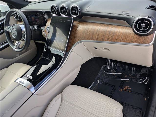 Used 2023 Mercedes-Benz GLC 300 image 24