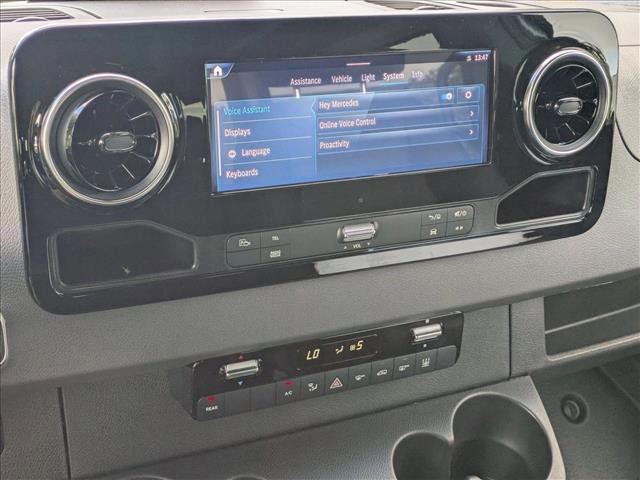 New 2025 Mercedes-Benz Sprinter 2500 image 12