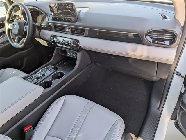 New 2025 Honda Pilot EX-L image 32