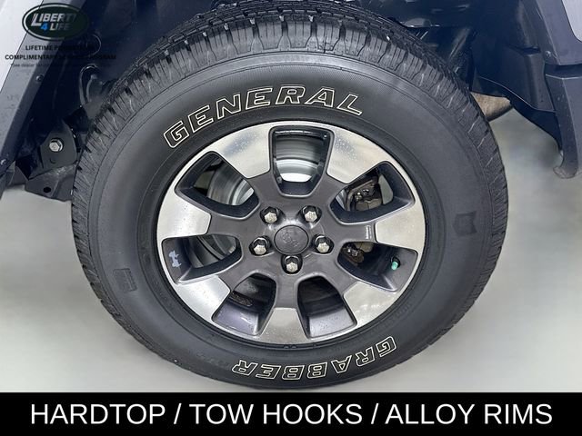 Used 2019 Jeep Wrangler Unlimited Sahara image 30